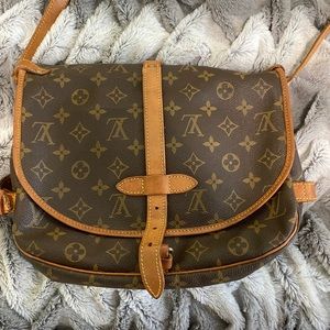 Authentic Louis Vuitton Samauri 30